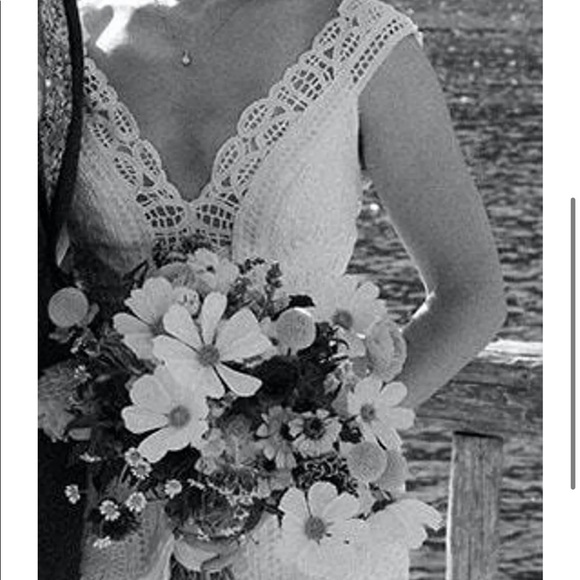 Designer Jane Hill Eden White Label Collection Bohemian wedding gown - Picture 7 of 11